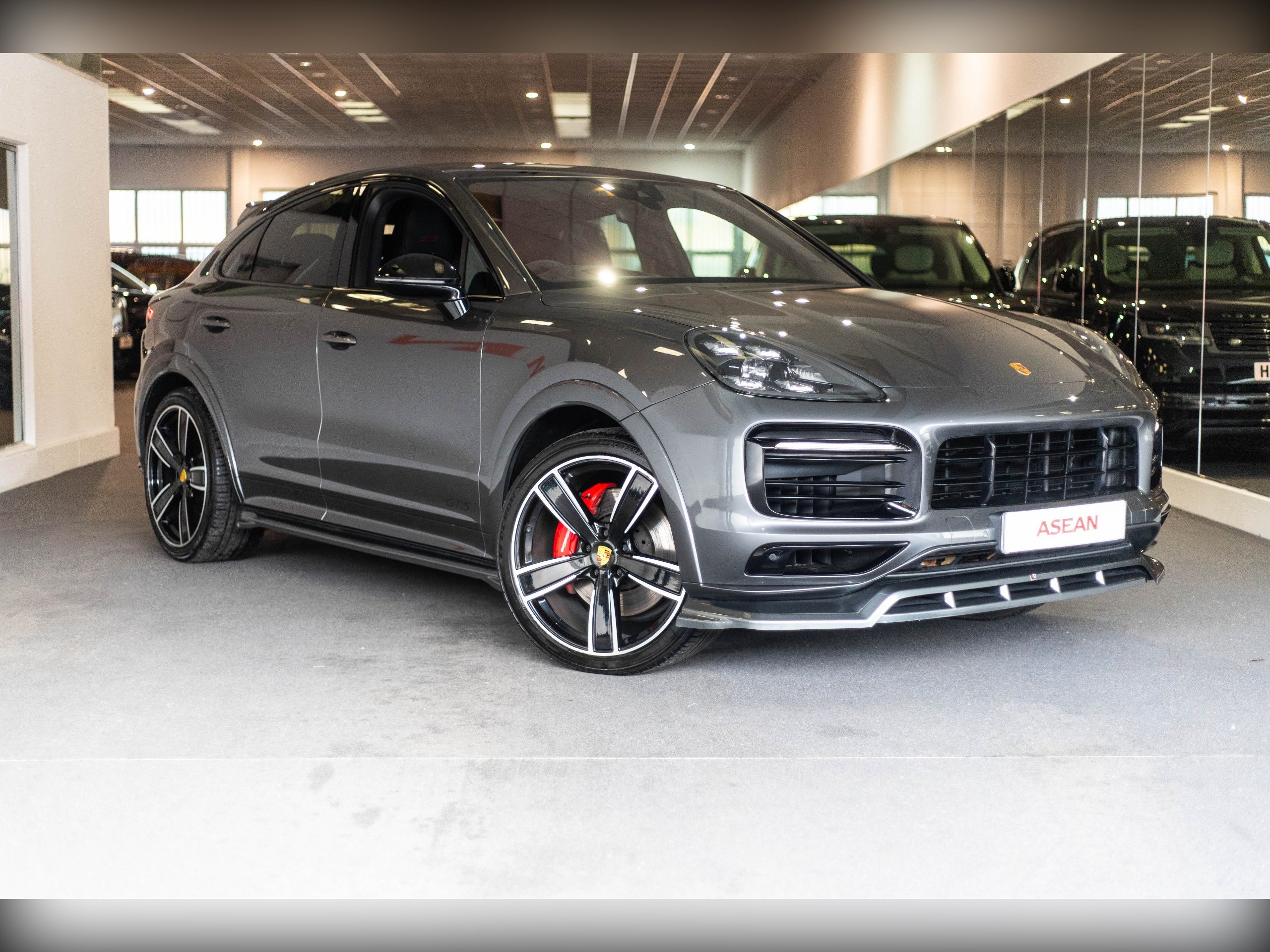 2022 Porsche Cayenne