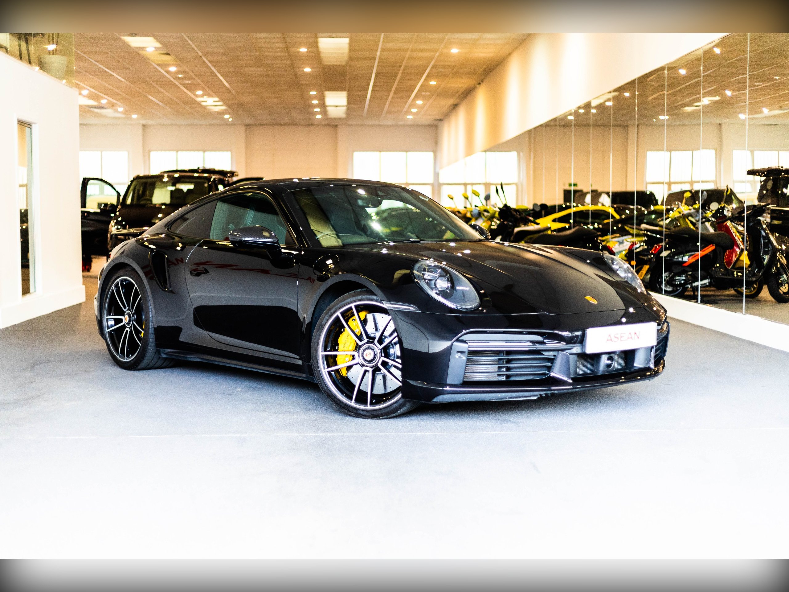 Porsche 911 2023